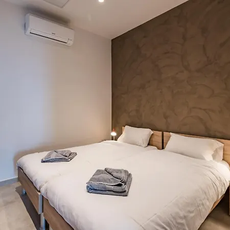Spinola Bay Private 아파트 *